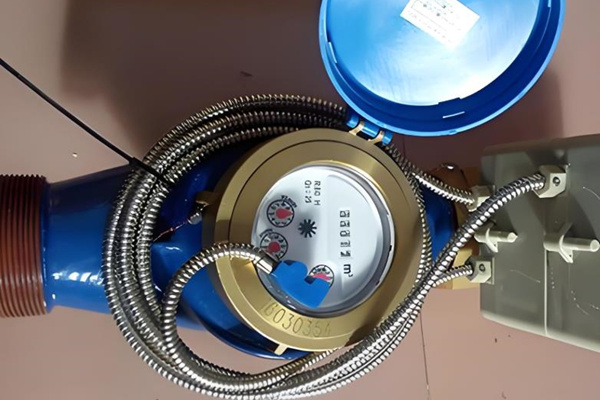 有線遠(yuǎn)傳水表漏水是什么原因？如何解決？